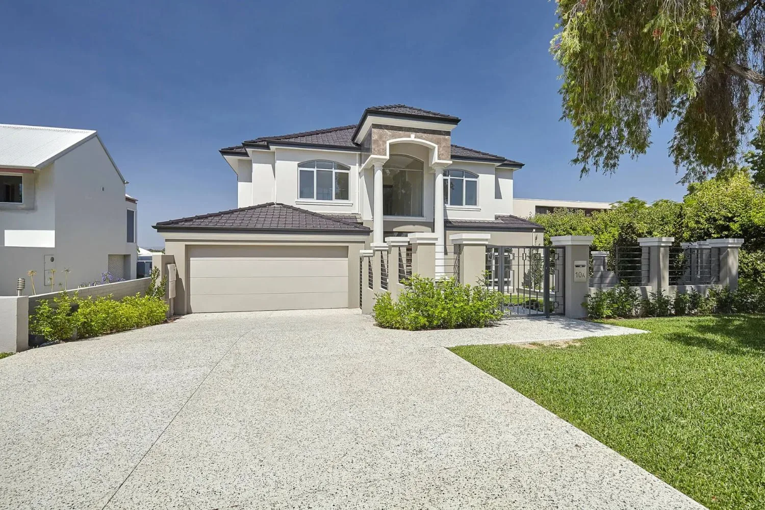 Concrete driveway finished for a Melbourne home